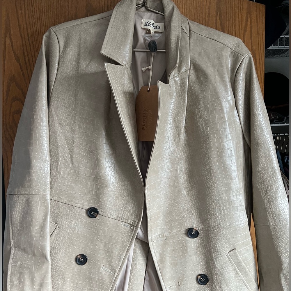 Listicle Faux Snake Skin Blazer